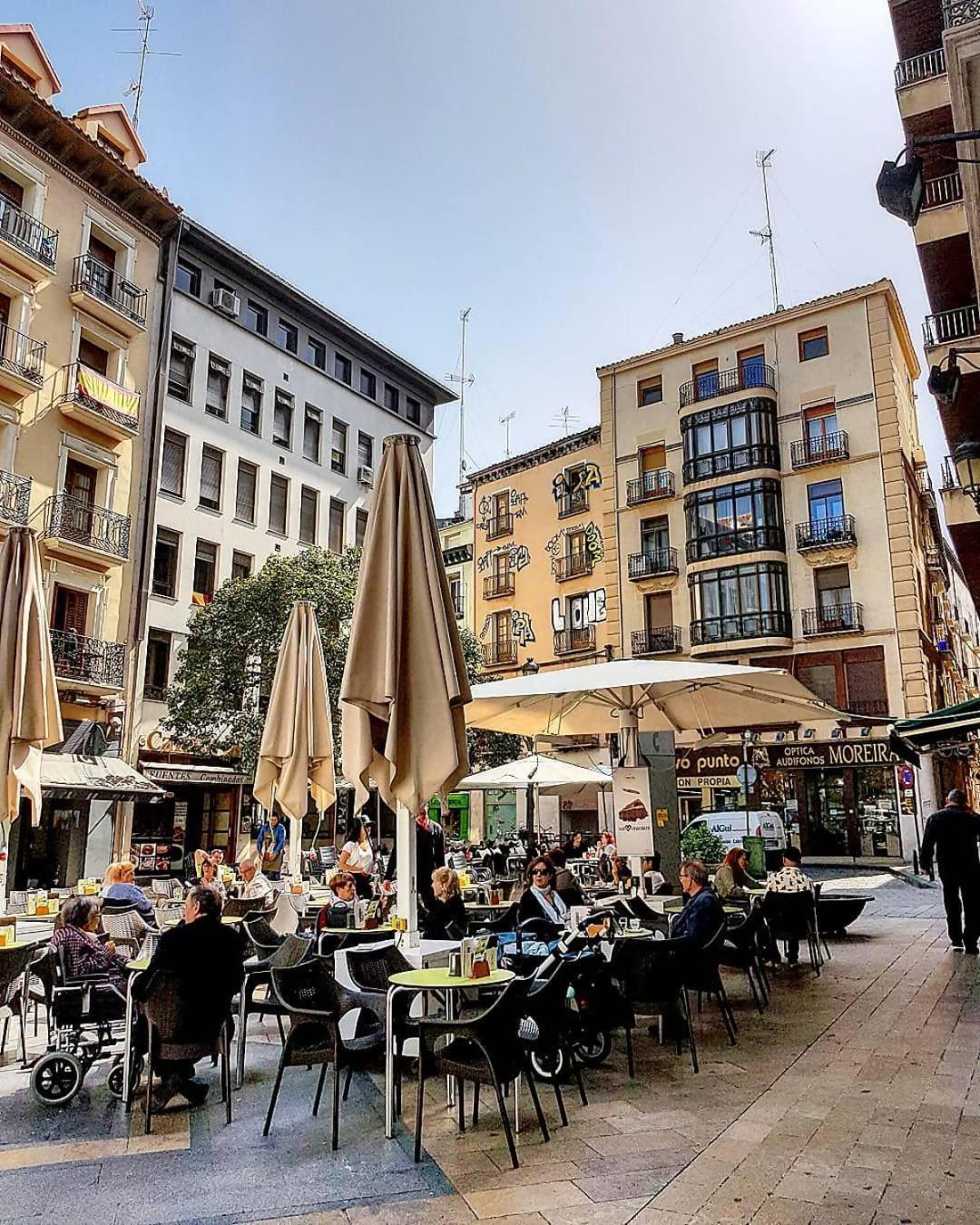 Apartamenticos Plaza Sas I Saragossa Exterior foto
